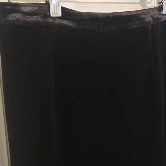 Boden Black Midi Pencil Skirt for Work - Picture 2 of 7